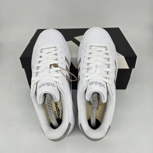 adidas Womwn's Grand Court White Platinum Metallic Tennis Shoes GW9215 Size 6.5 - Picture 5 of 8